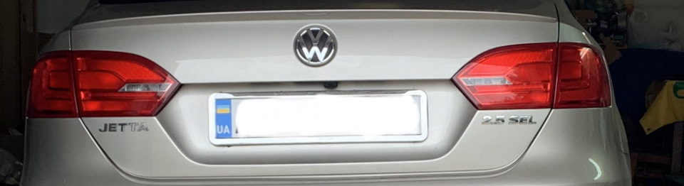 VW JETTA 2.5 2012 SEL є думка поміняти стопи з поворотниками. 1