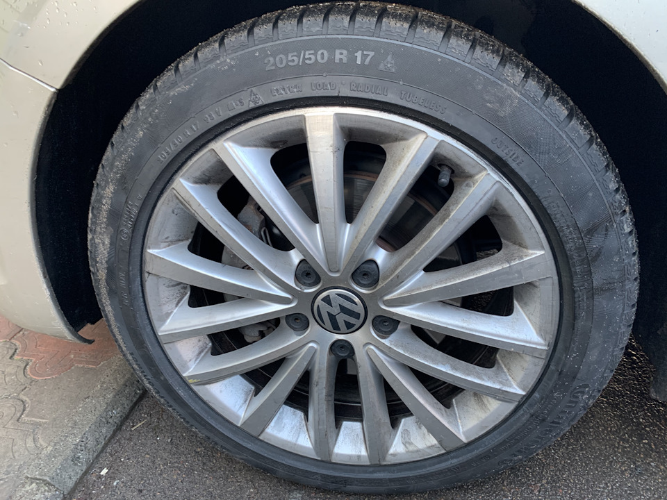 Зимові шини Continental ContiWinterContact TS830P 205/50 R17 1