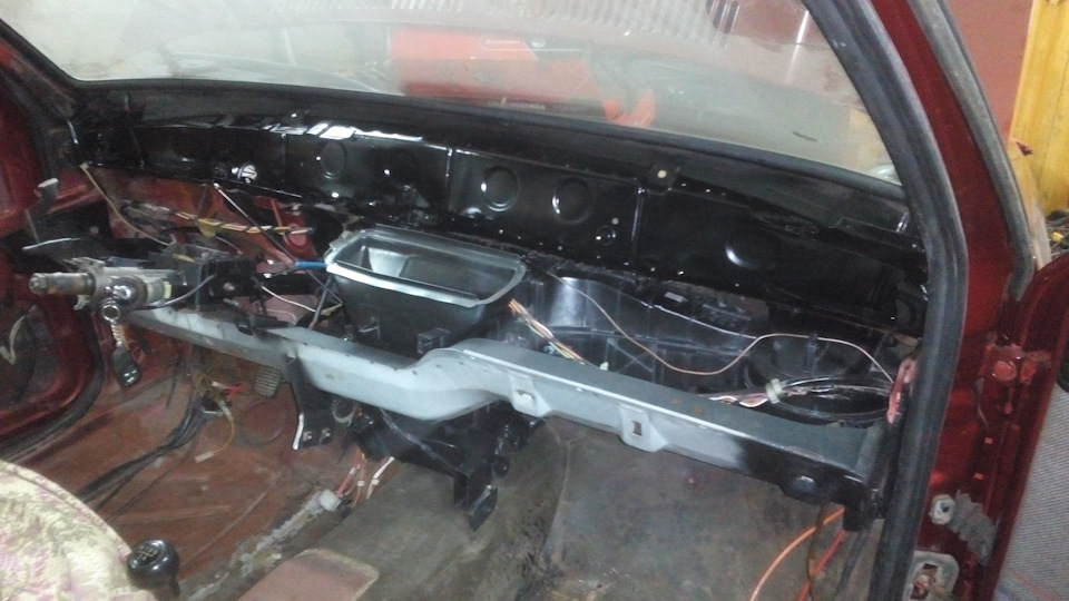 Панель Golf 3 2