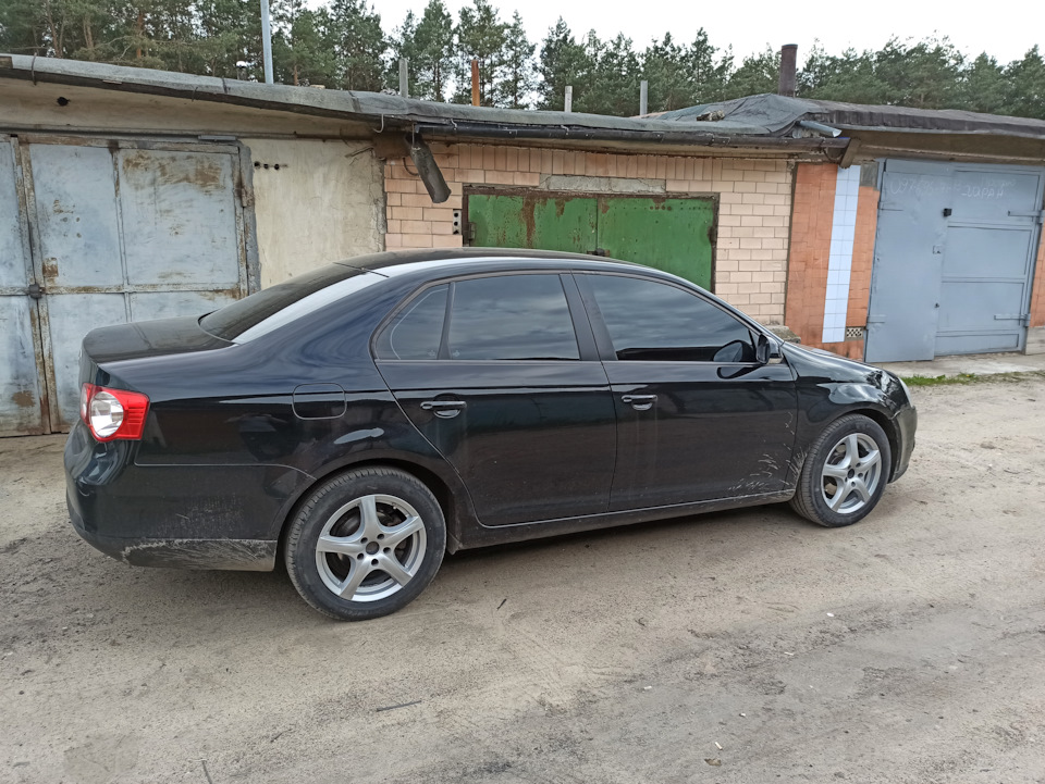 Літні тапки на чорну 5