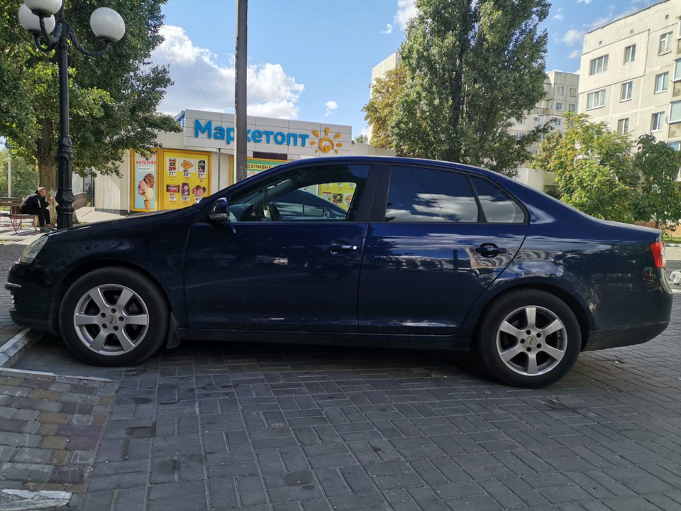 Встановив проставки під пружини. 5
