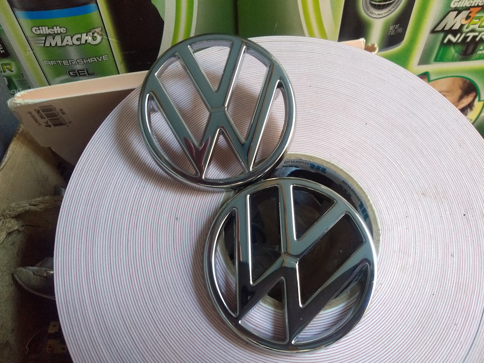 продам лого VW 1