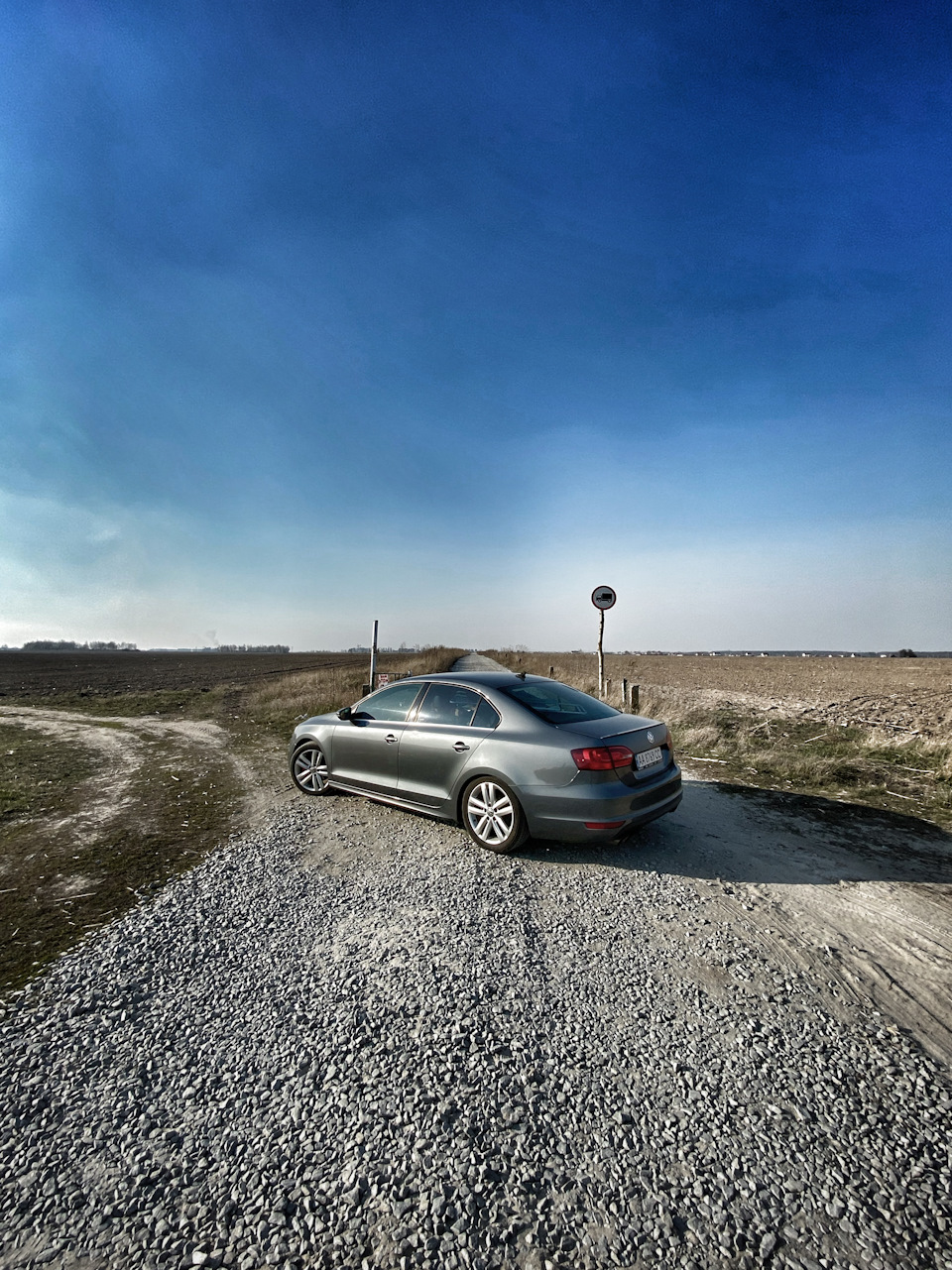 Чи підходить Jetta GLI для дачі та перевезення речей? 1