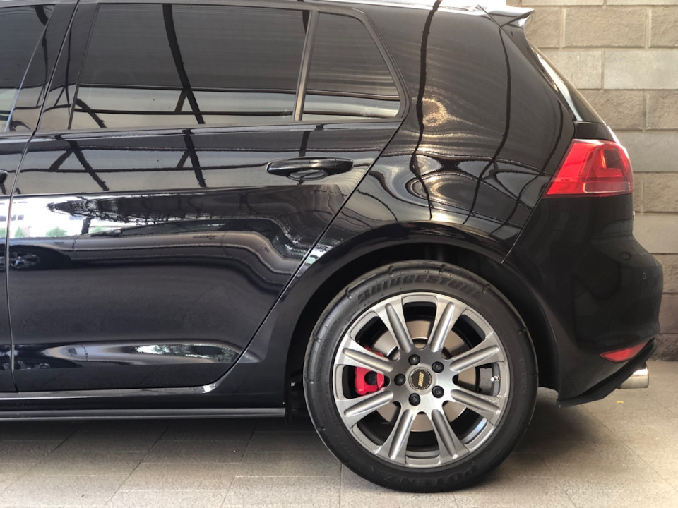 Кування кинув у GTI, а GLI нарядив у VW Austin 18 3