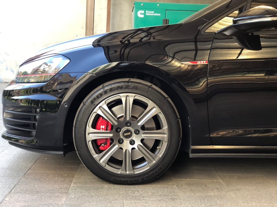 Кування кинув у GTI, а GLI нарядив у VW Austin 18 2