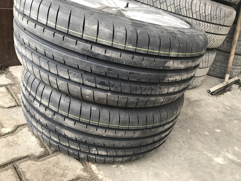 🍩 Goodyear Eagle F1 Asymmetric 3 1