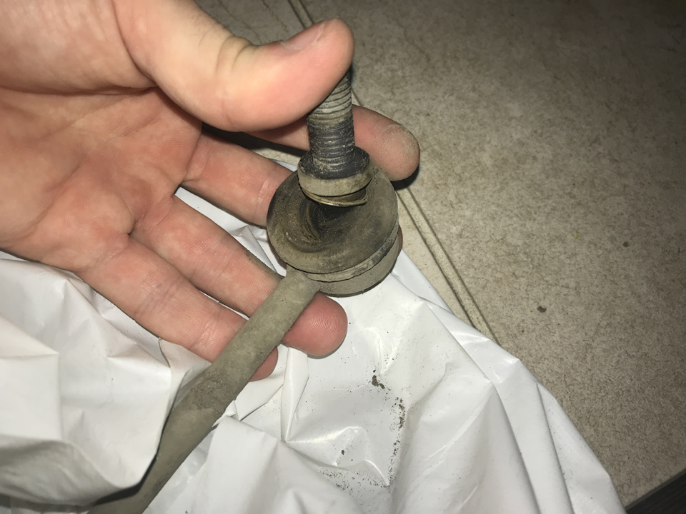 🔧 Заміна тяги переднього стабілізатора 1