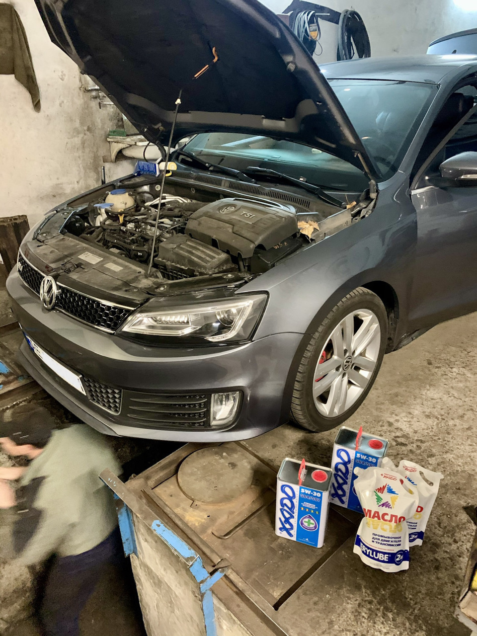 Заміна мастила Xado 5w30 504/507 1