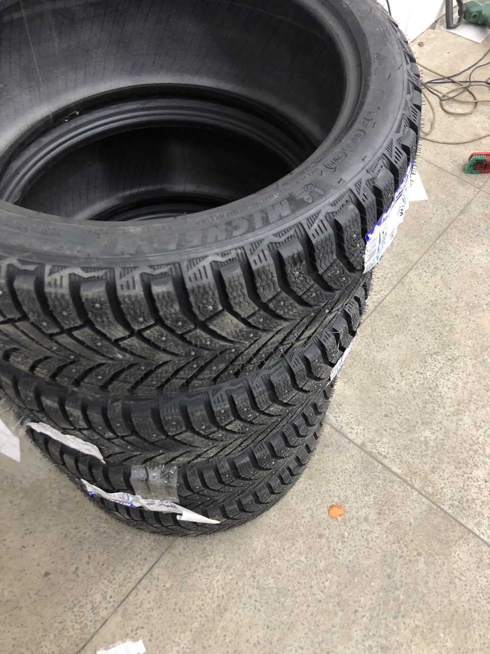 ❄️ Зимова гума Michelin X-ICE North 4 225/40/18 4