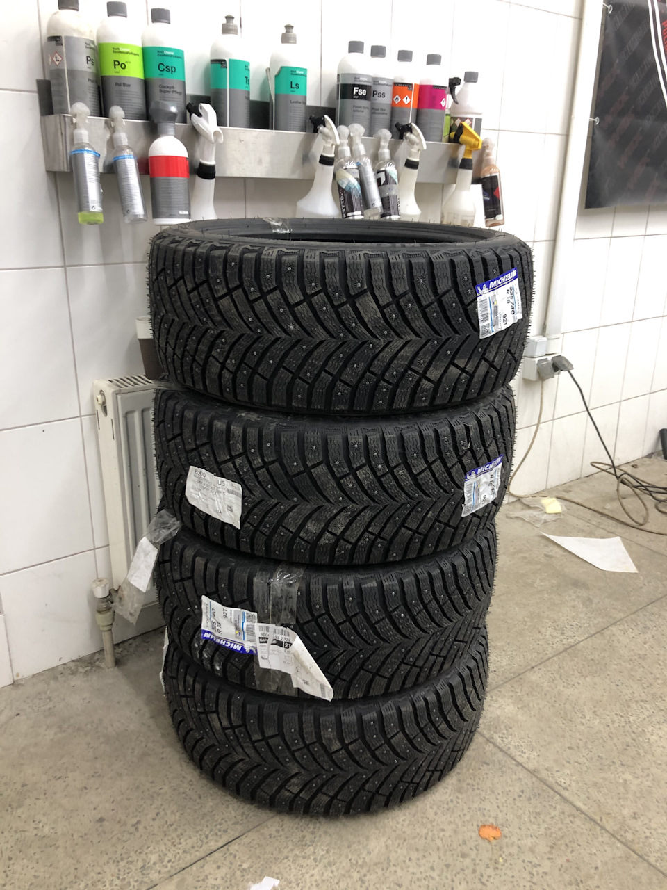 ❄️ Зимова гума Michelin X-ICE North 4 225/40/18 1