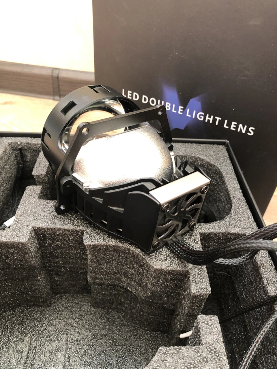 16. Bi-LED 3.0 лінзи в оригінальні фари