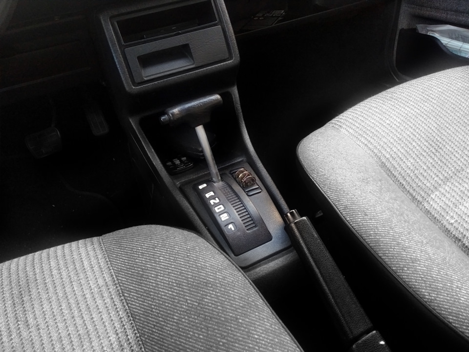 Стоковий салон Jetta MK2 2