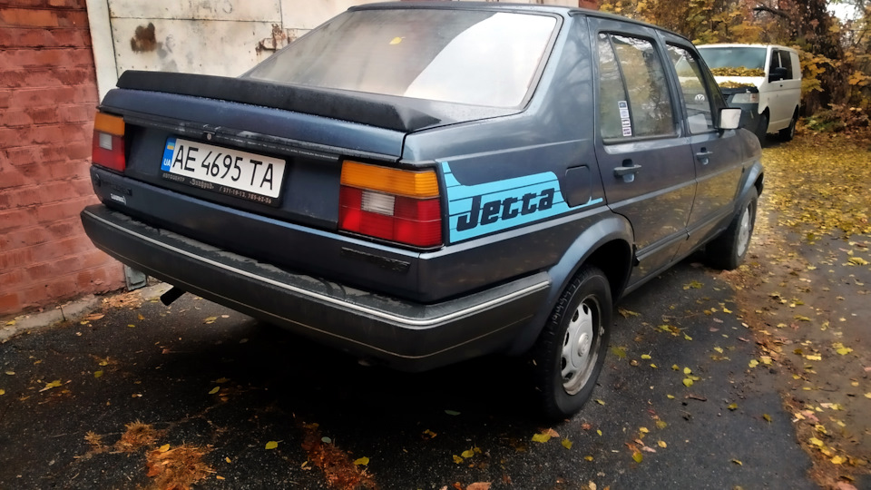 Задній спойлер від VW Passat B2 Hatch 4