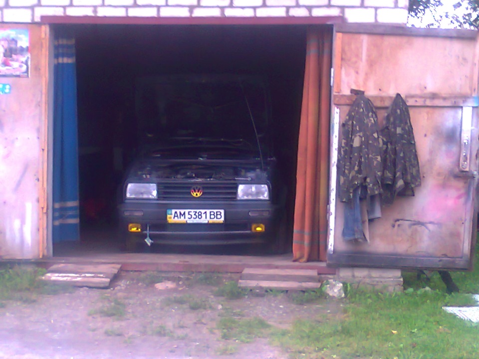 третій день Jetta стоїть у гаражі((( 2