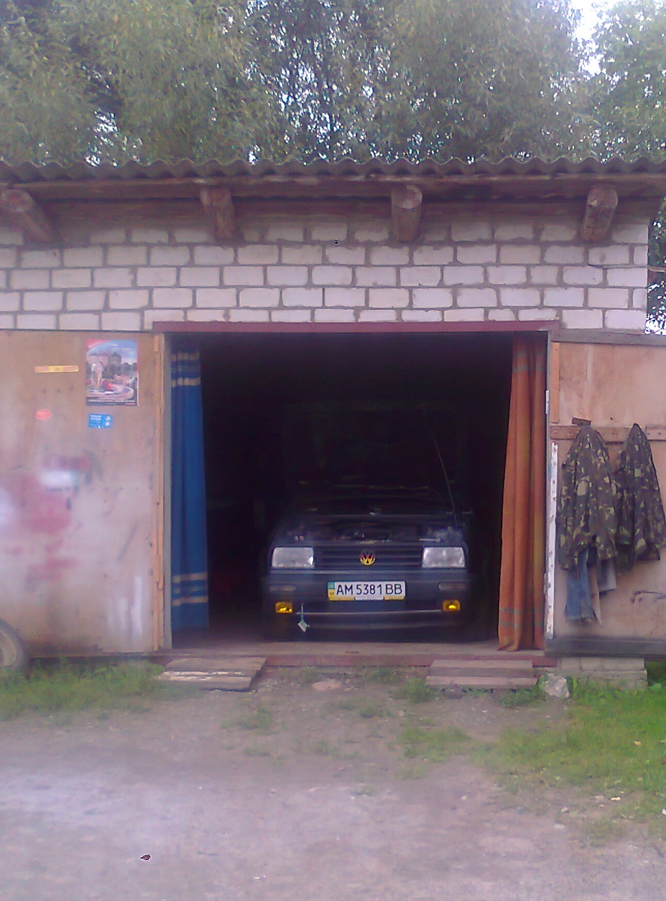 третій день Jetta стоїть у гаражі((( 1