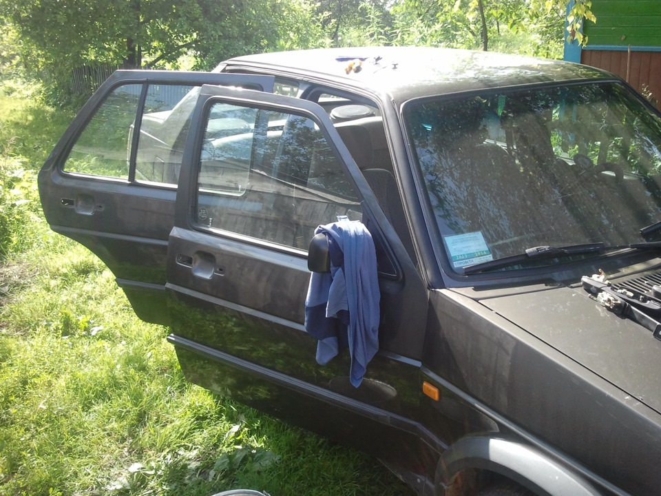 30.06.12. Встановлення ручок у стилі Golf III. Спроба 2 2