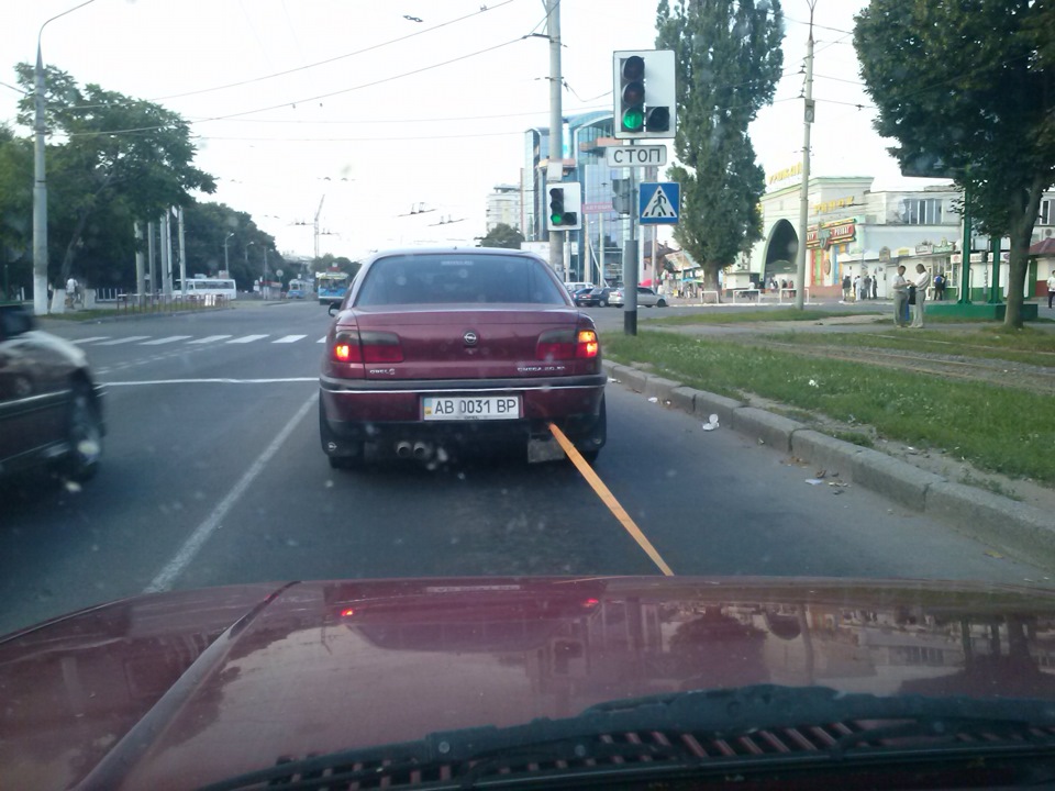 Поламався 2