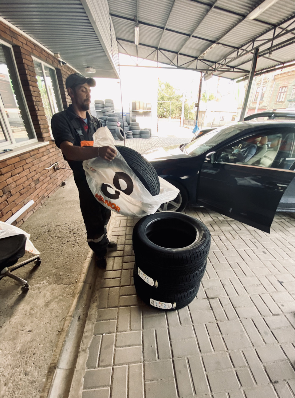 Нова зимова гума Nokian Nordman RS2 215/55 R17 1