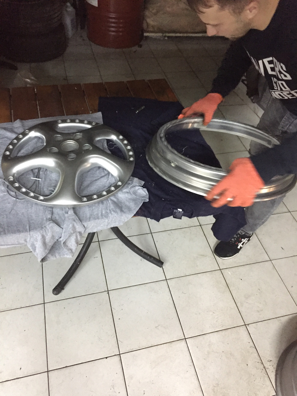 Разборка дисков ARTEC. Продам полки ARTEC RH 19 2.25 4