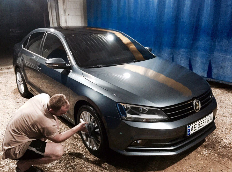 Автомийка Джетти після тонування (ніч)