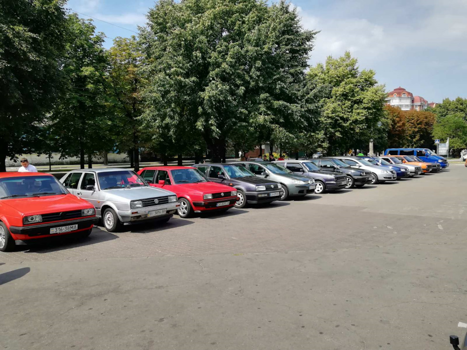 Салон RECARO GTI-Edition 4