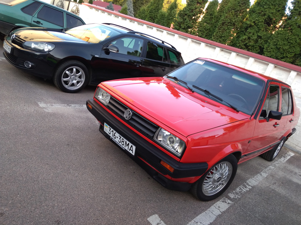Шампунь Г6 vs Volkswagen Jetta red reklama good day =) 1