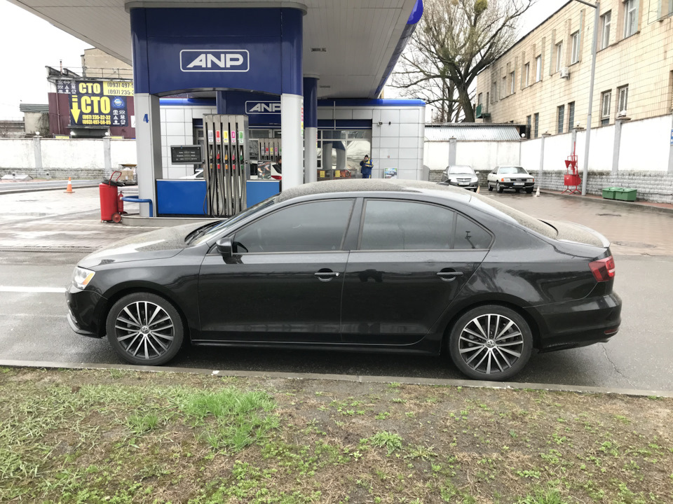 Тонування на Jetta 6 2