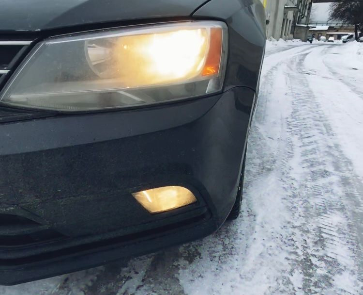 ПИТАННЯ: Заміна ламп у фарах. Jetta 6 1