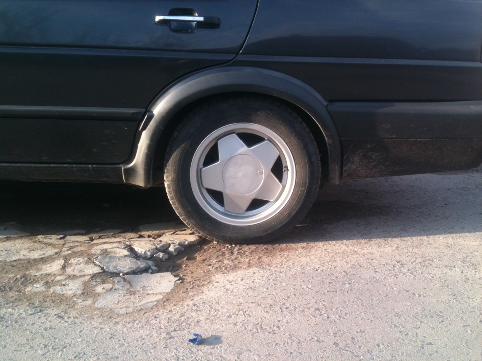 ПРОДАМ Диски BORBET /A\ R14 6J ET33 4x100 з гумою 3