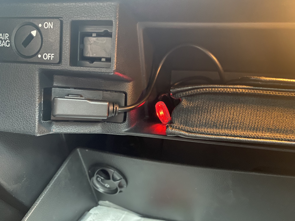 Флешка в RCD 310 (media in j ) 2