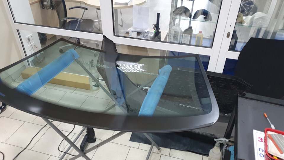 Заміна лобового скла та тонування 2
