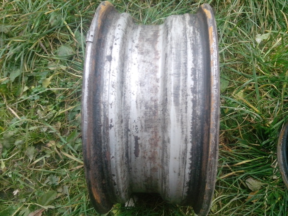 Продам два диски р13 4