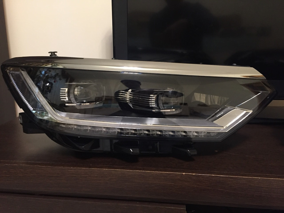 Фари Full led Passat B8 2