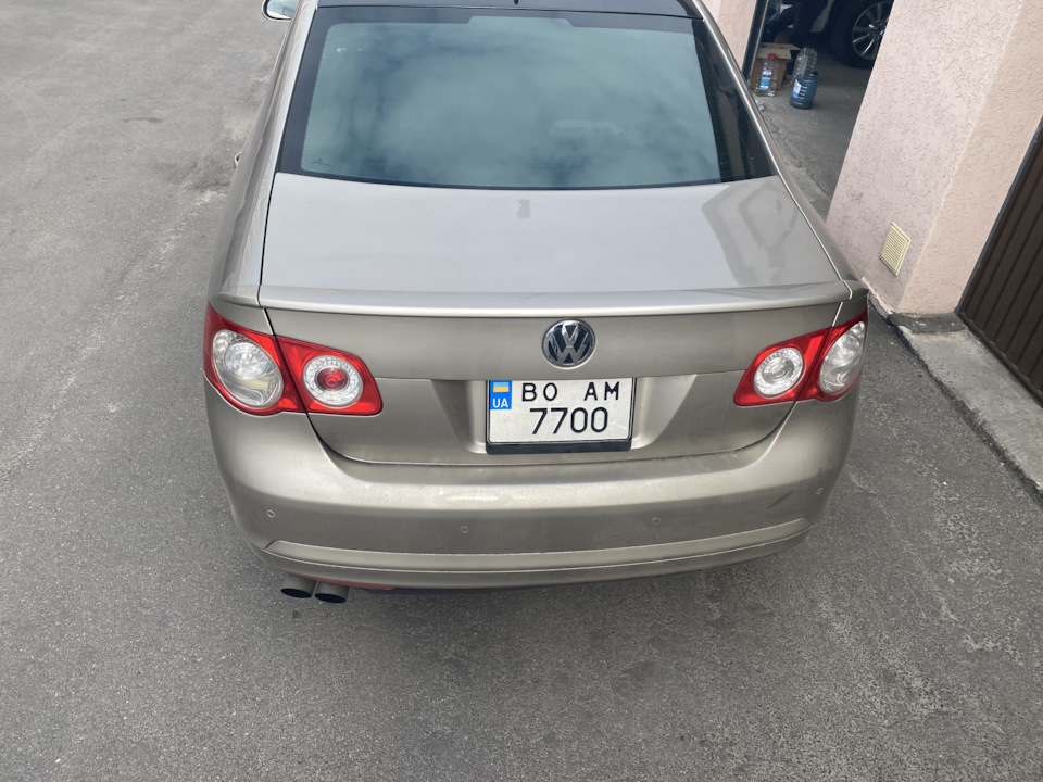 Lip spoiler OEM 1