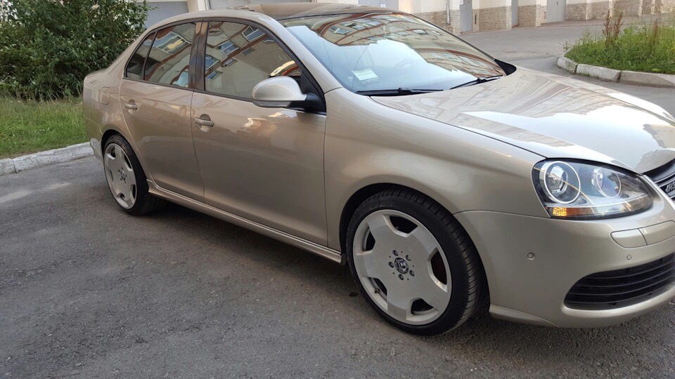 Mercedes Pullman w221 мені в ноги :) 3