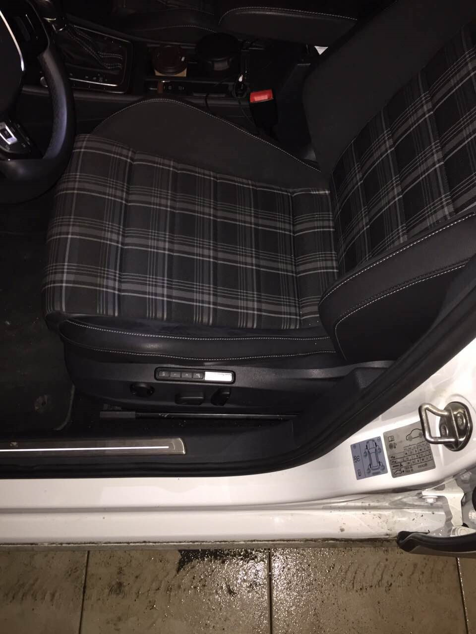 Продам салон шкіру алькантару Golf VII GTD 1