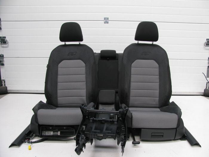 Продам сидіння Golf VII r-line 1
