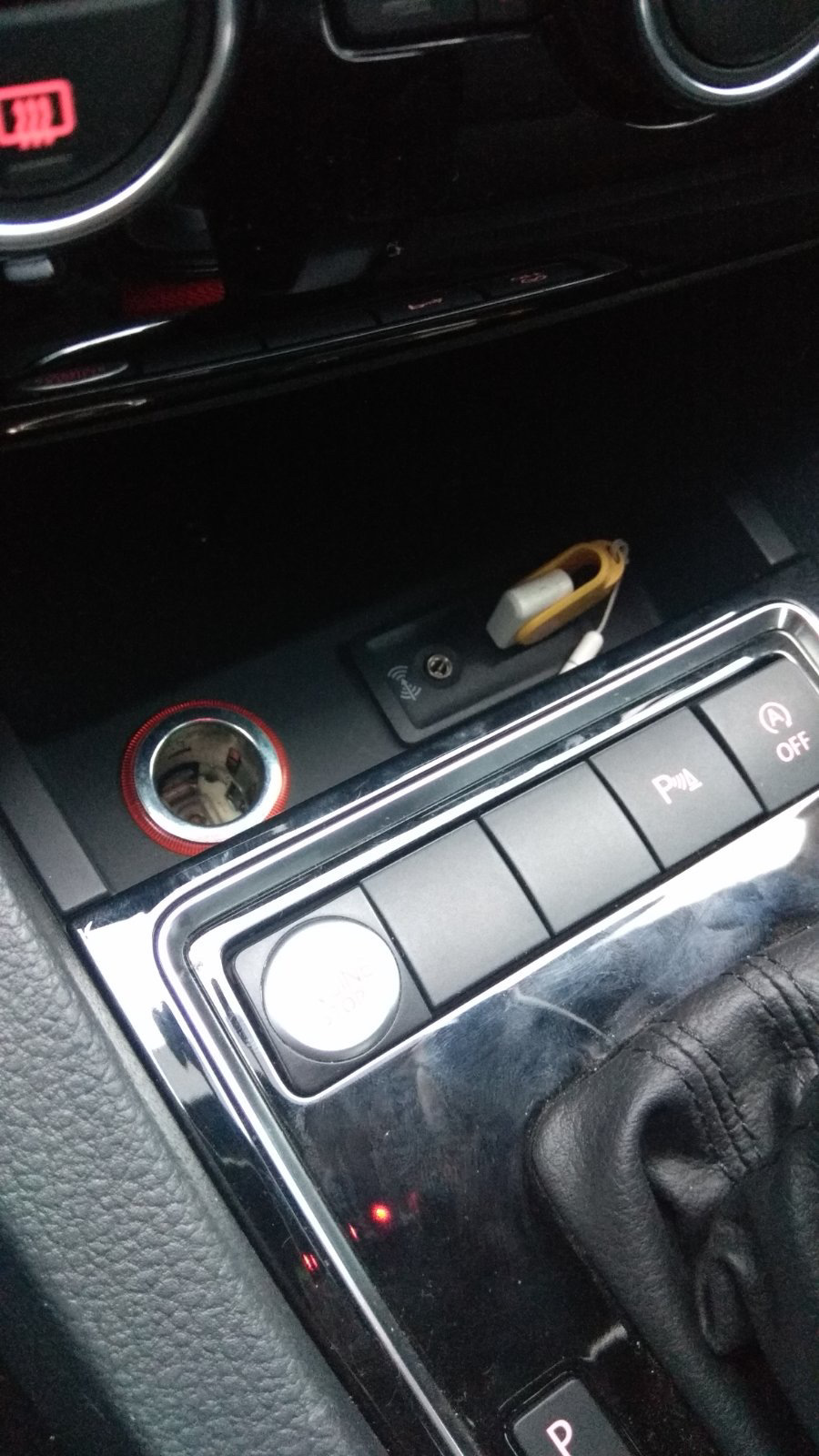 Discover Media на VW JETTA 2015 2.0 TDI Turbo BMT Premium 4