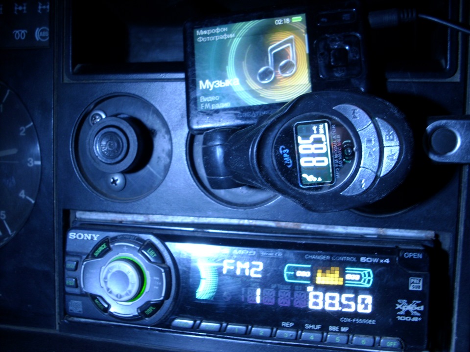 Поставив магнітолку та кнопку свічок розжарення 3