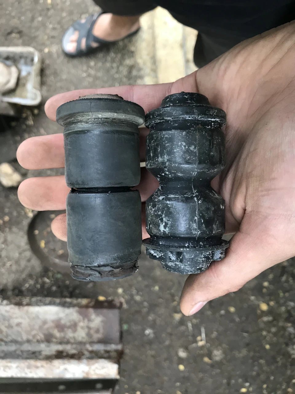 Ходова ч.2 сайлентблоки нижнього важеля