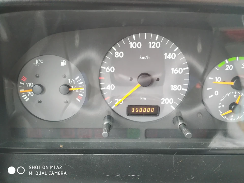 350000 км