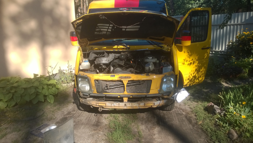 Тут дивлюсь мода пішла на миття радіаторів. 1