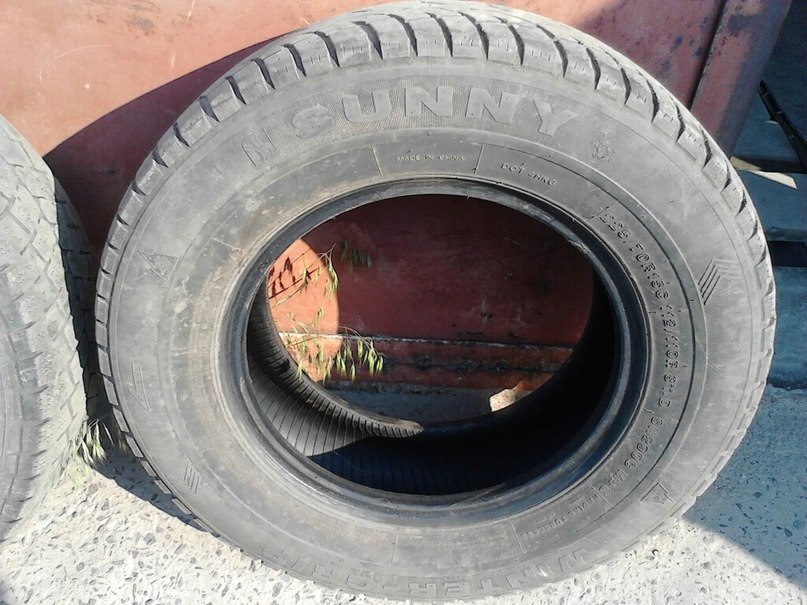 Продам шини 225/70 15с 1