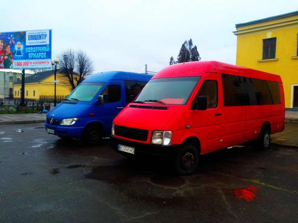 Працюють. 4