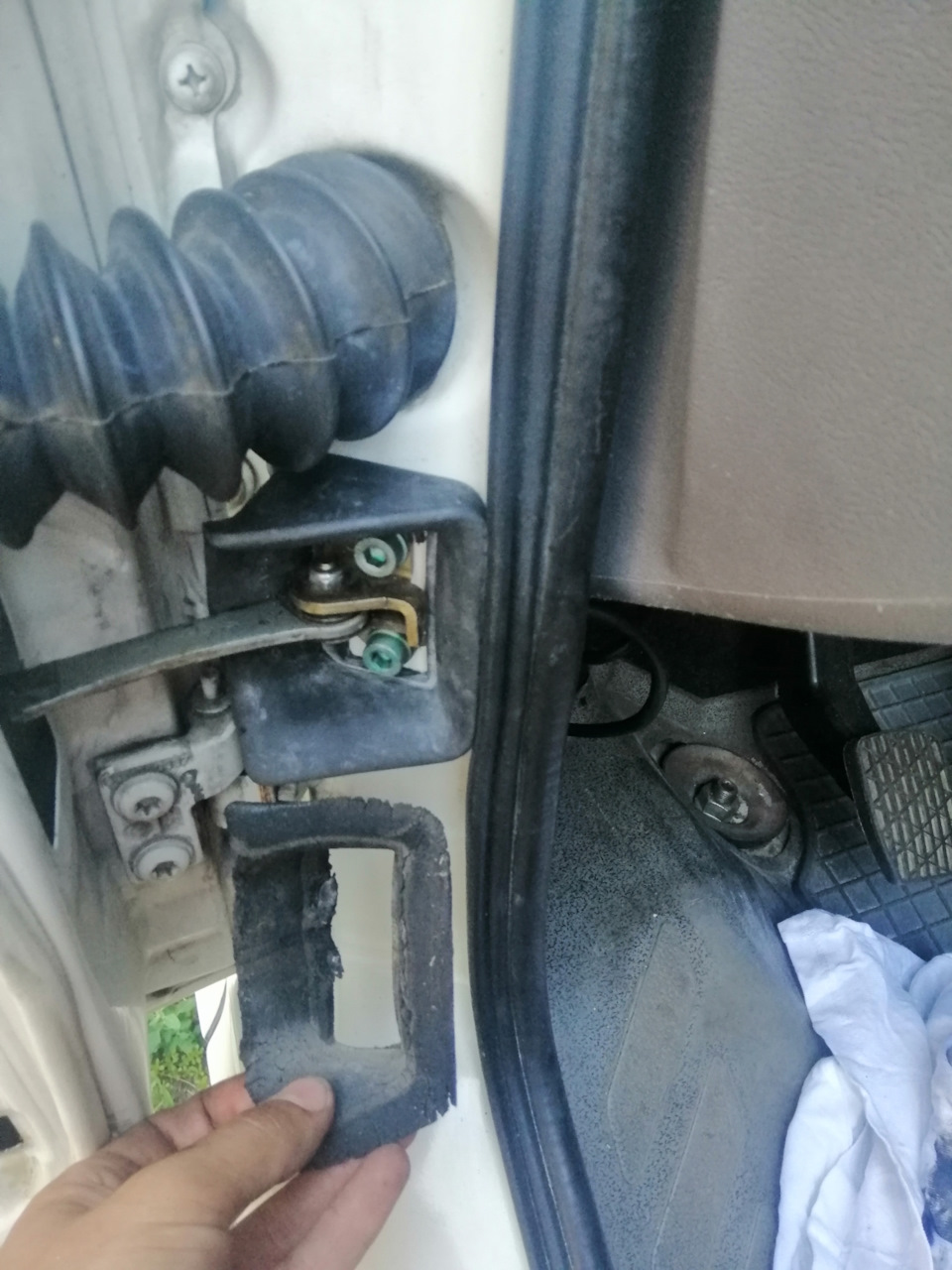 Пильовик обмежувача дверей VW LT 1