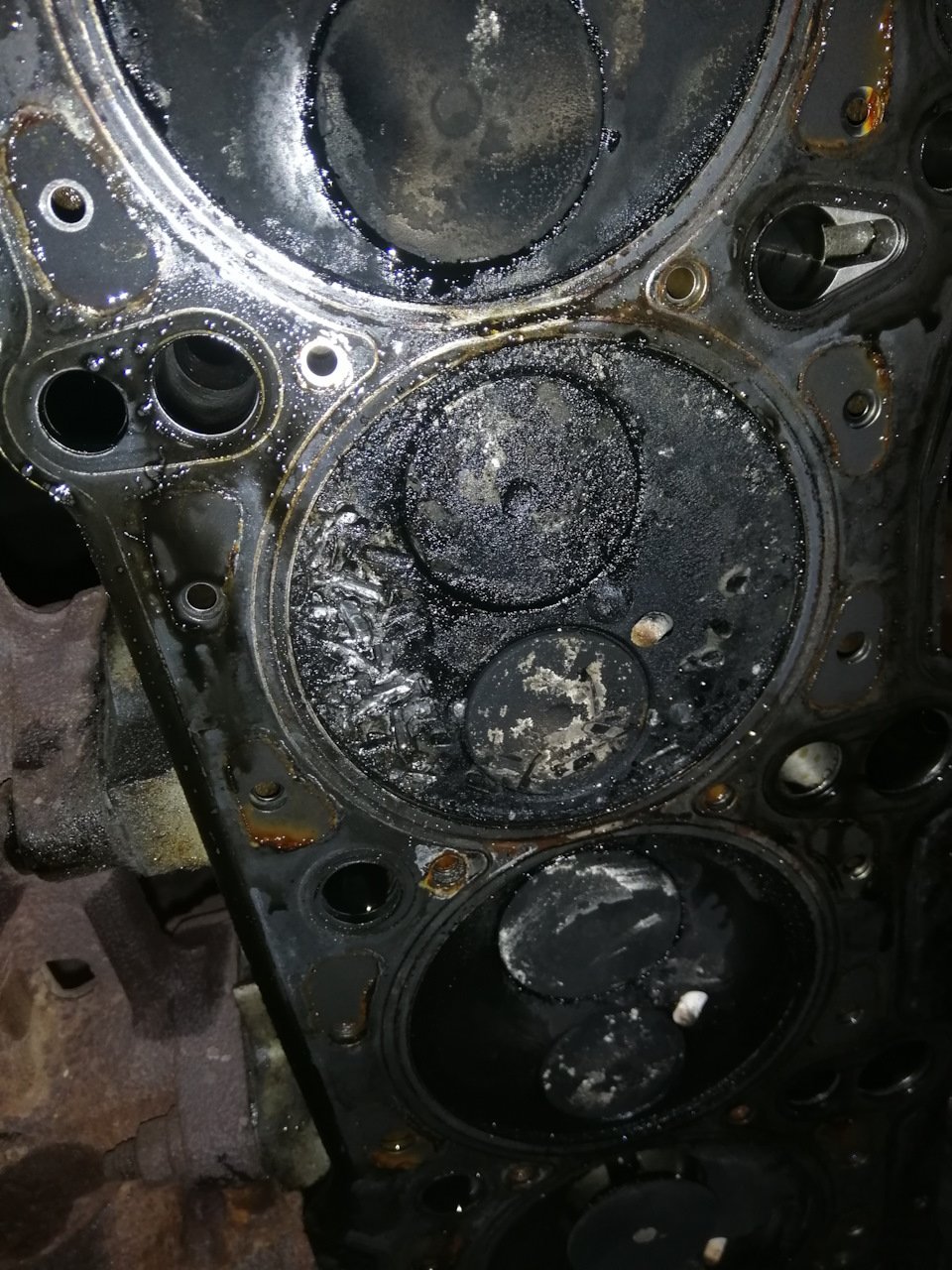 Заміна двигуна AVR на D5252t від Volvo s80 (1gr) 3