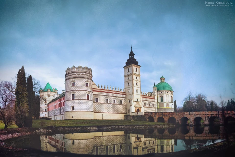 замок Красицьких, Польща