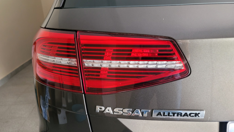 Задні фонарі high на VW Passat B8 Alltrack 4
