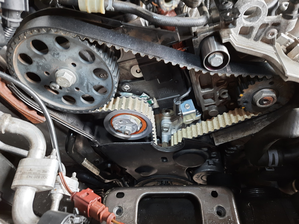 Заміна ременя приводу ГРМ 2.0TDI BiT 240ps CUAA 3