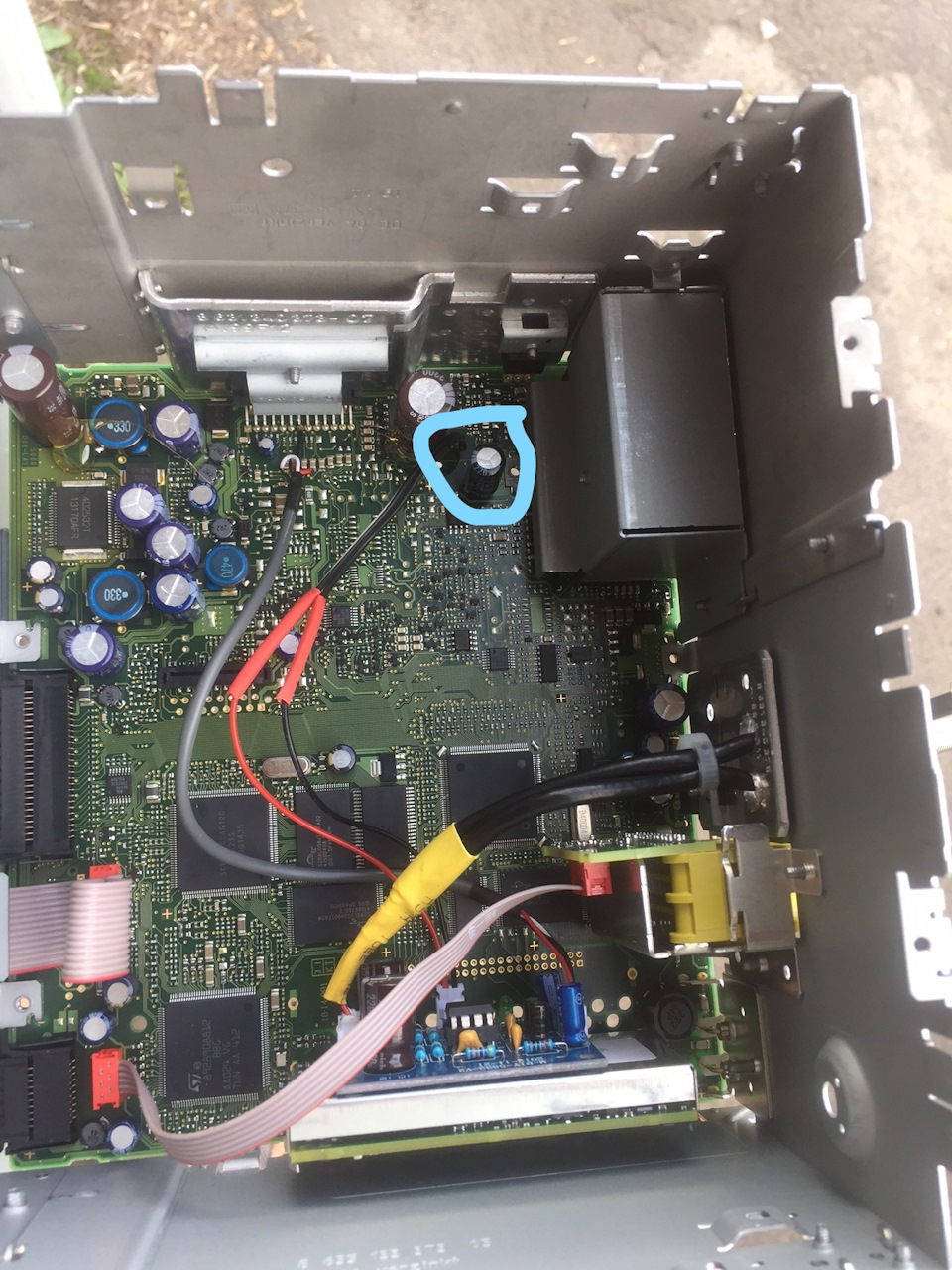 RCD 510 remote + RCA або лінійні виходи на штатній магнітолі 5